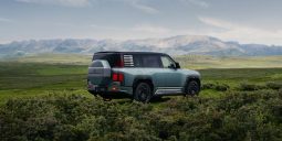 
										Yangwang U8 Off-road Player Edition full									