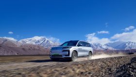 Denza N9 “Yi San Fang” PHEV 1300 Prestige Edition