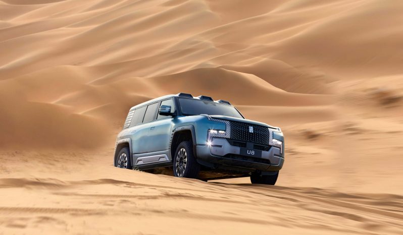
								Yangwang U8 Off-road Player Edition full									