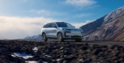 Denza N9 “Yi San Fang” PHEV 1300 Prestige Edition