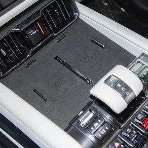 Car view 14