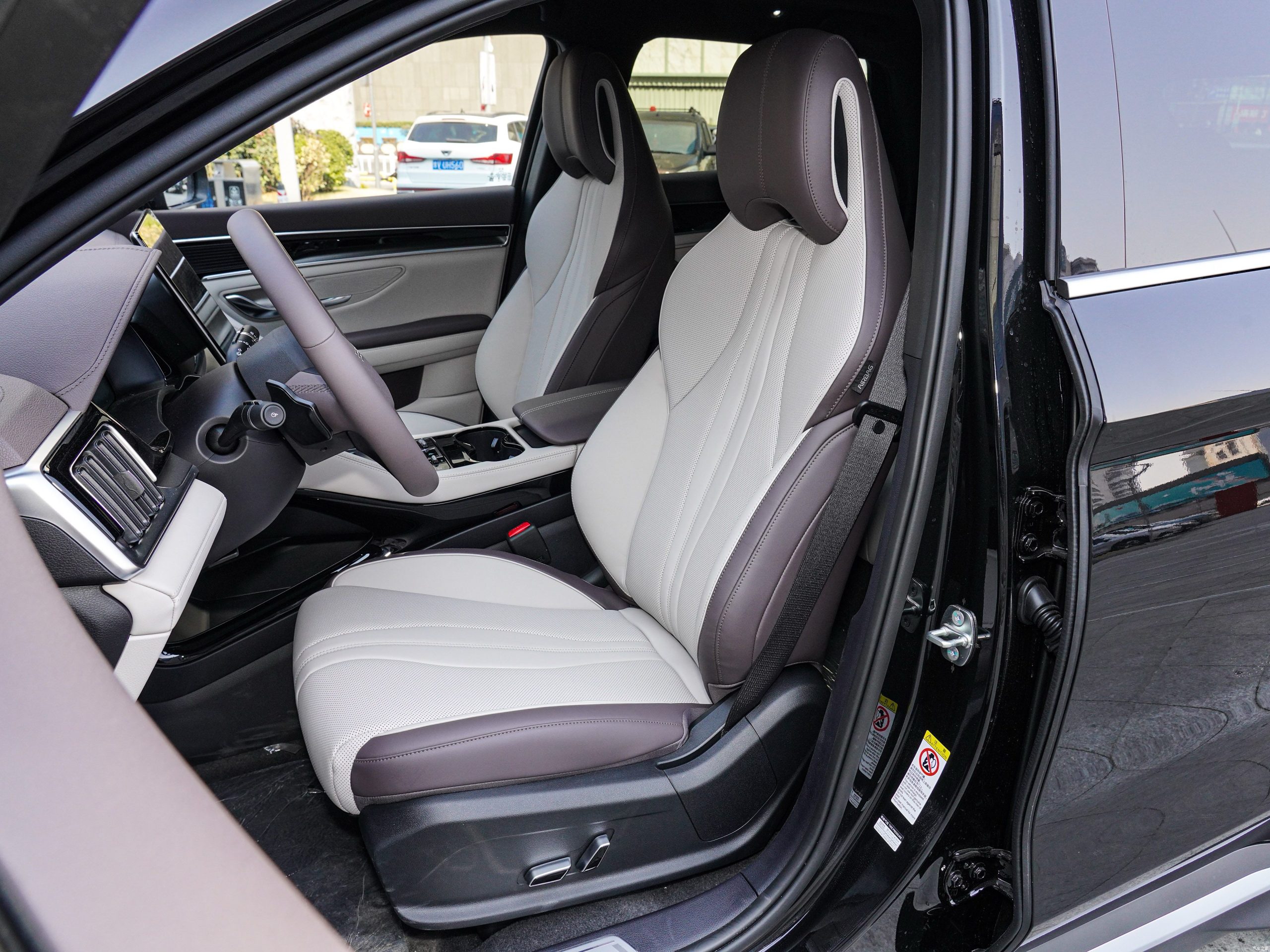 
								BYD Song PLUS EV – 605KM Flagship Edition full									