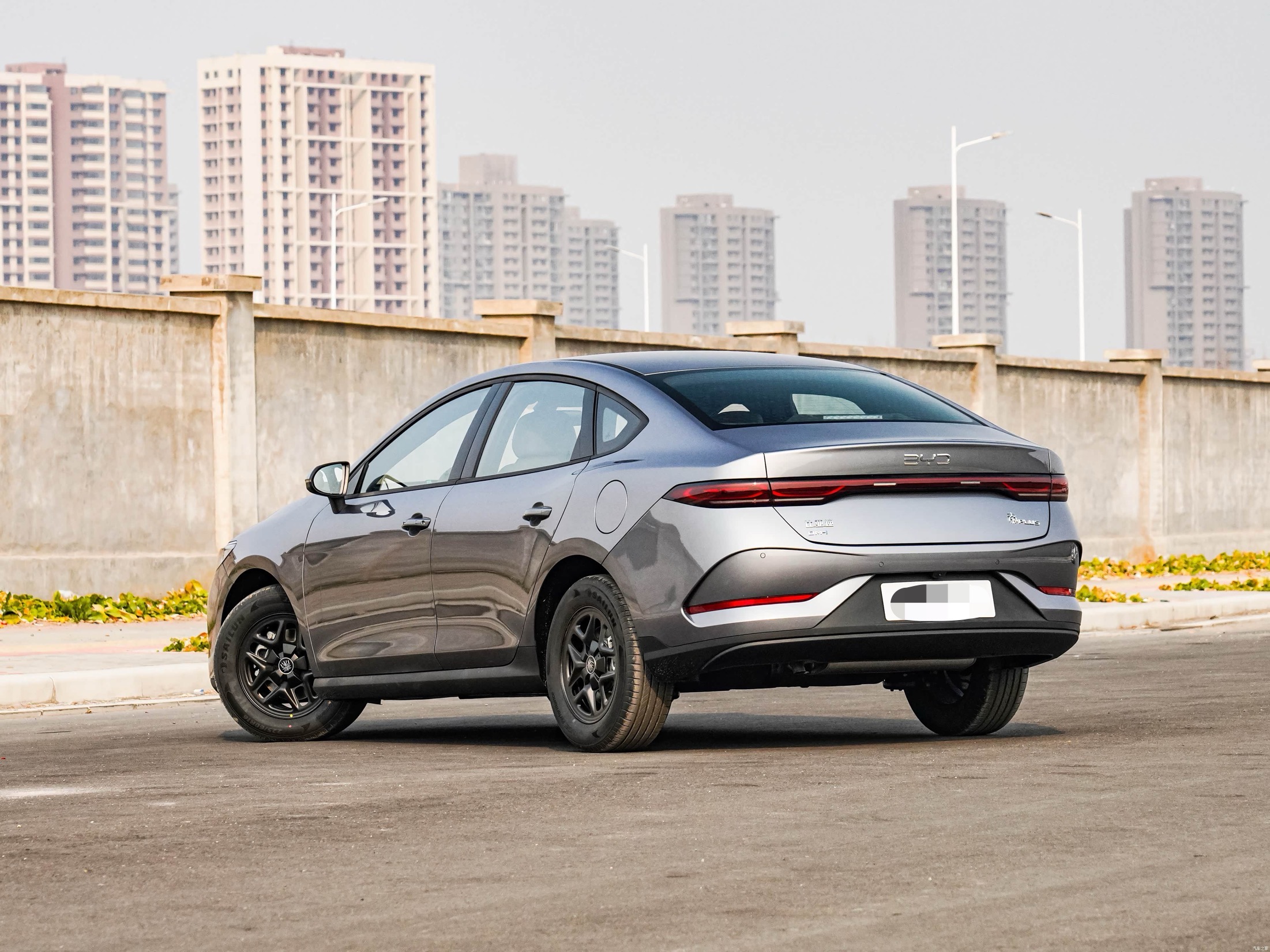 BYD Qin PLUS DM-i 2nd Generation – Intelligent Driving Edition 55KM full