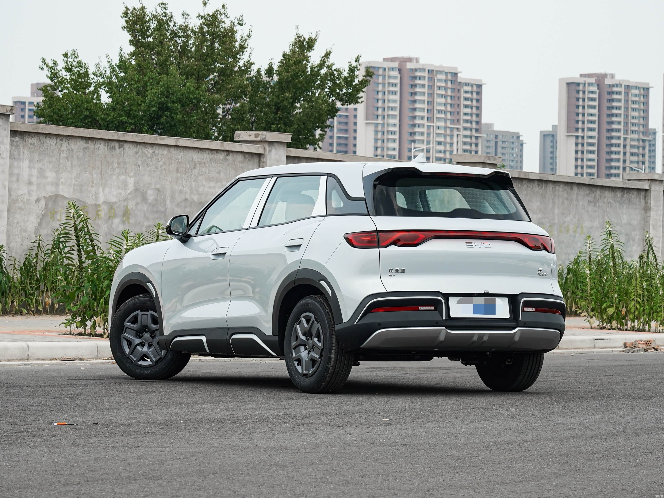 
								BYD ATTO 2/Yuan UP – 301KM Navigation Edition full									