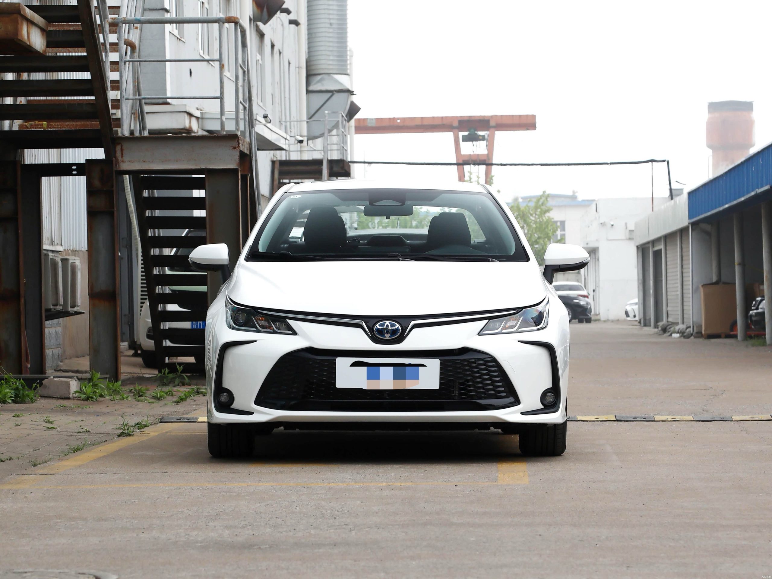 
								2025 Toyota Corolla 1.8L Hybrid Elite Edition full									