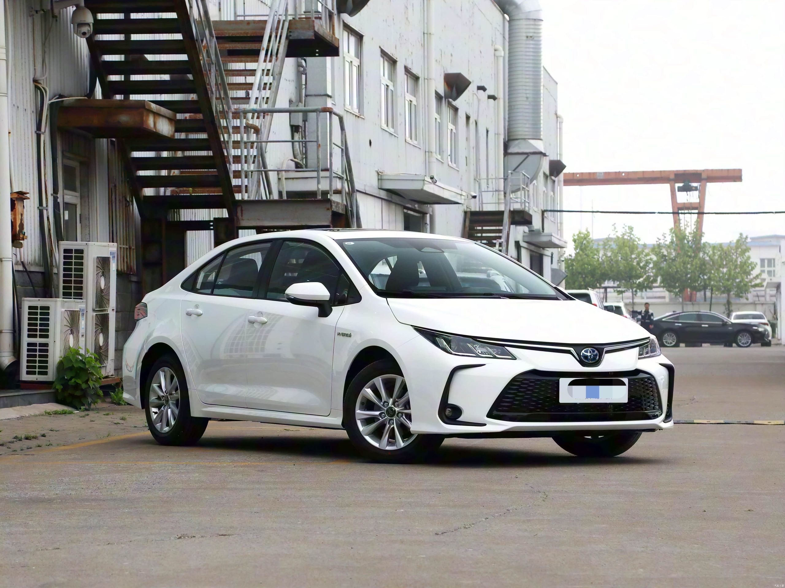 
								2025 Toyota Corolla 1.8L Hybrid Elite Edition full									