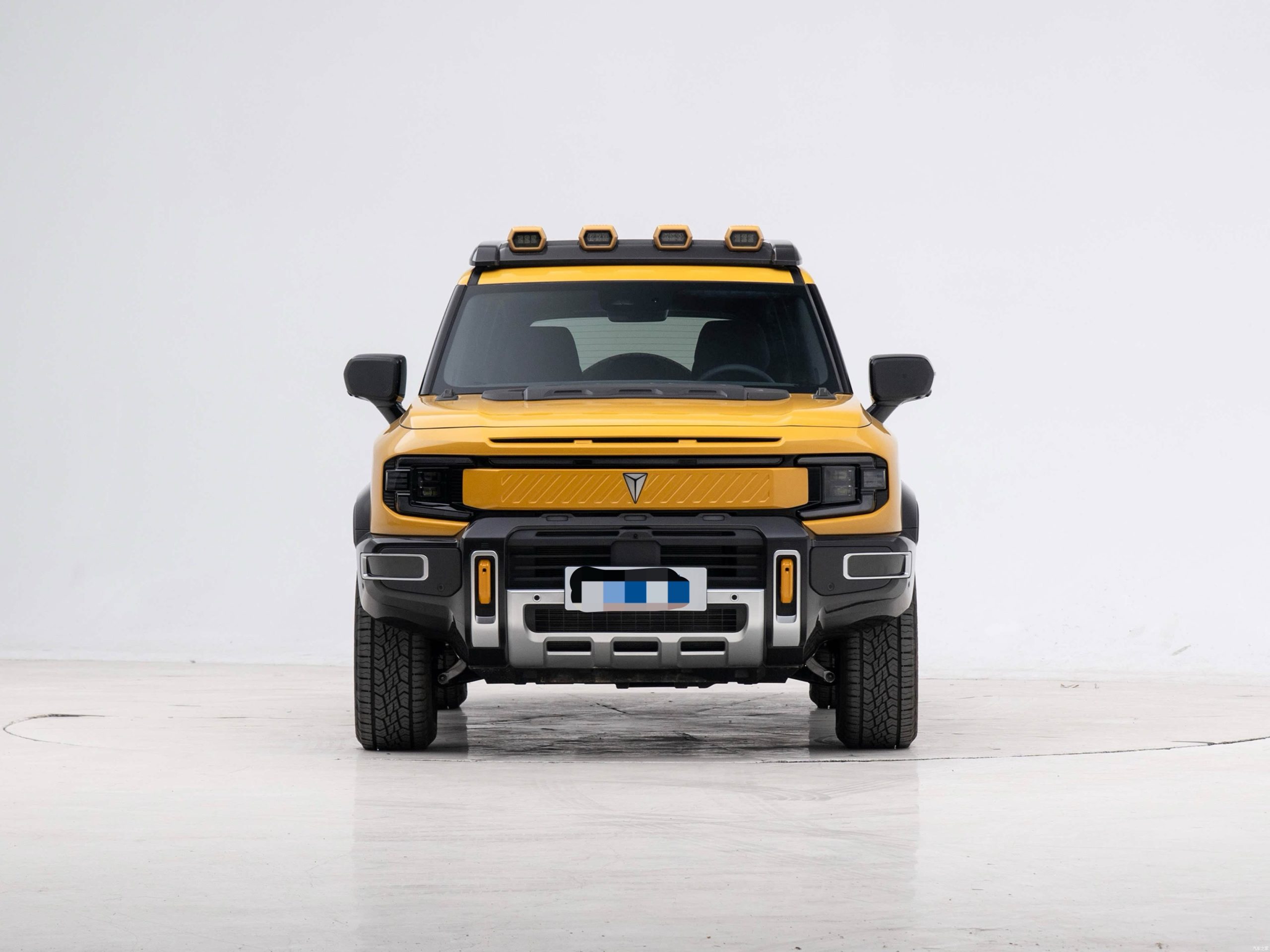 
								2025 Deepal G318 Extended-Range SUV full									