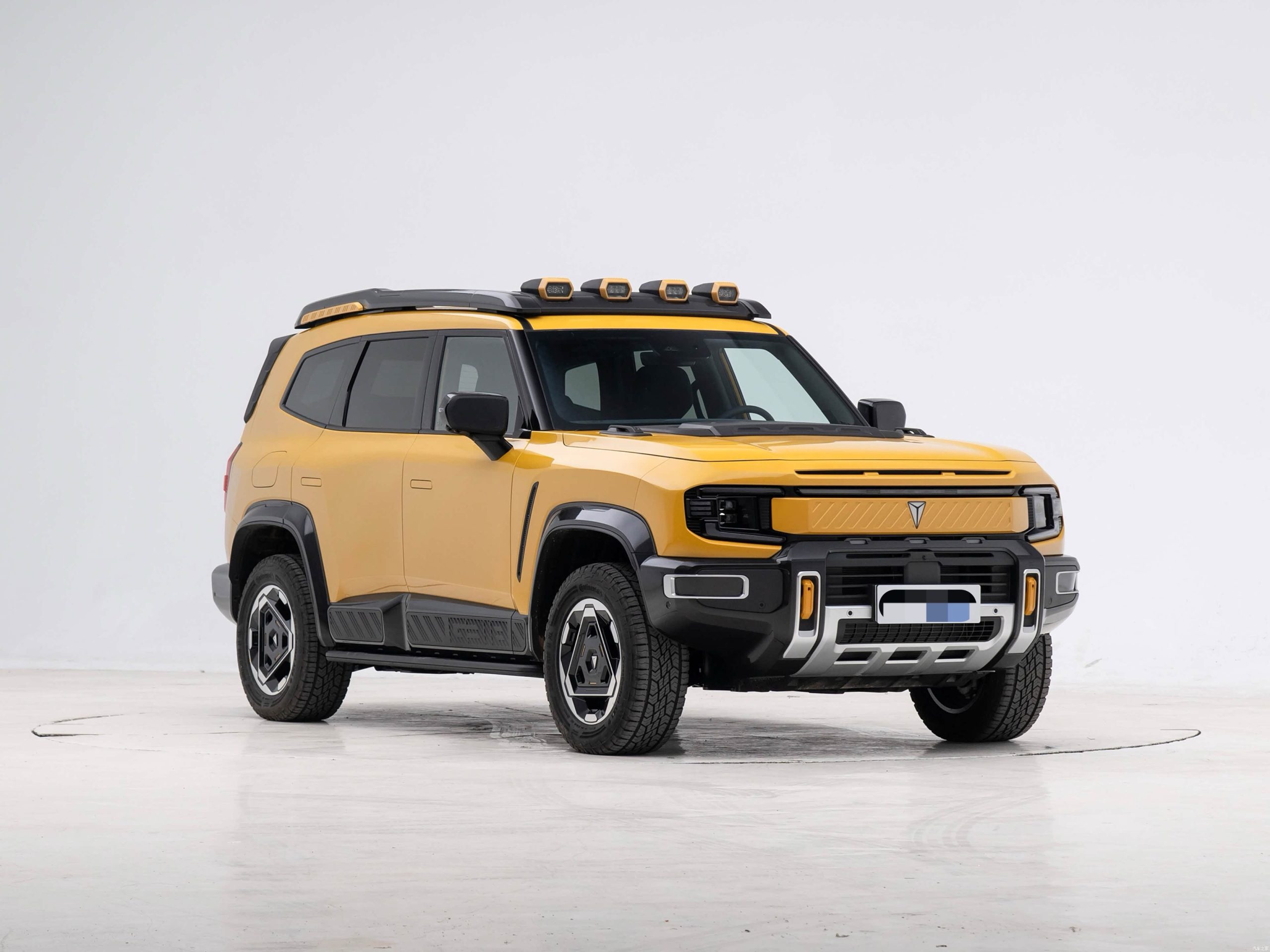 
								2025 Deepal G318 Extended-Range SUV full									