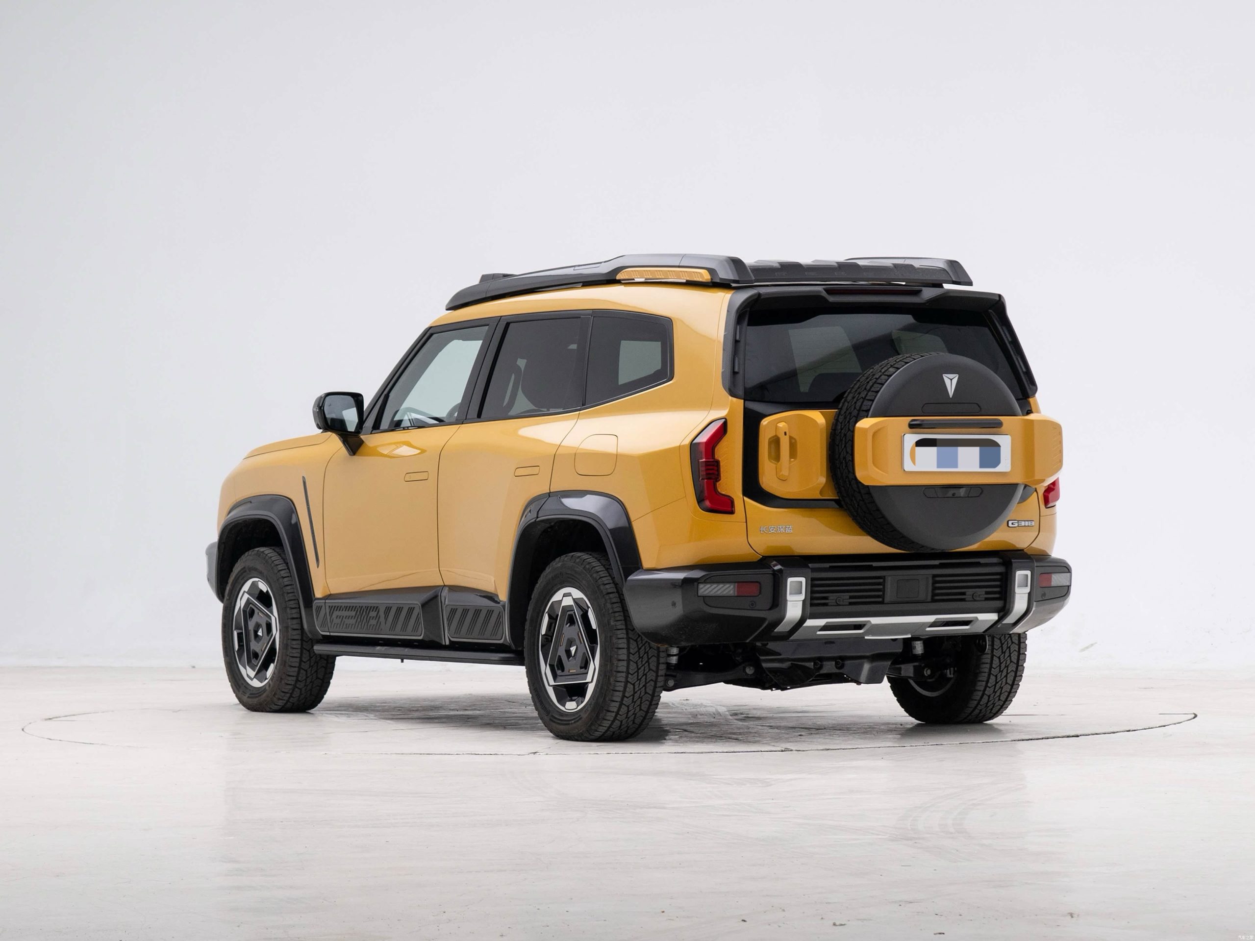 
								2025 Deepal G318 Extended-Range SUV full									