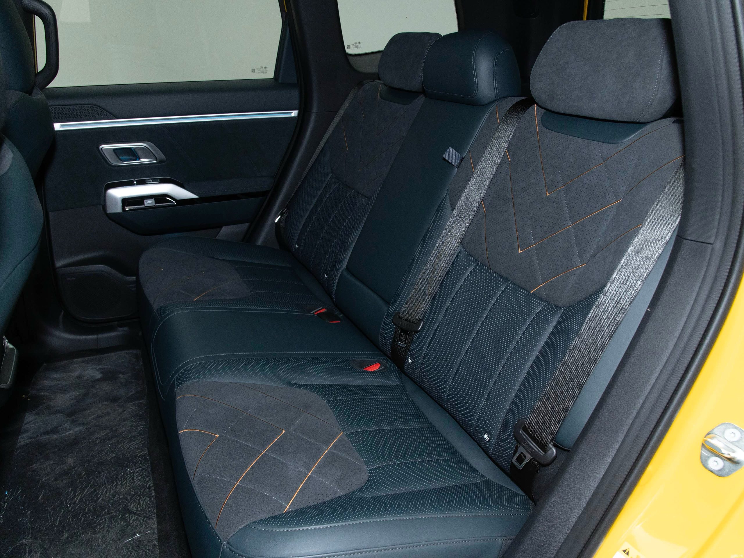 
								2025 Deepal G318 Extended-Range SUV full									