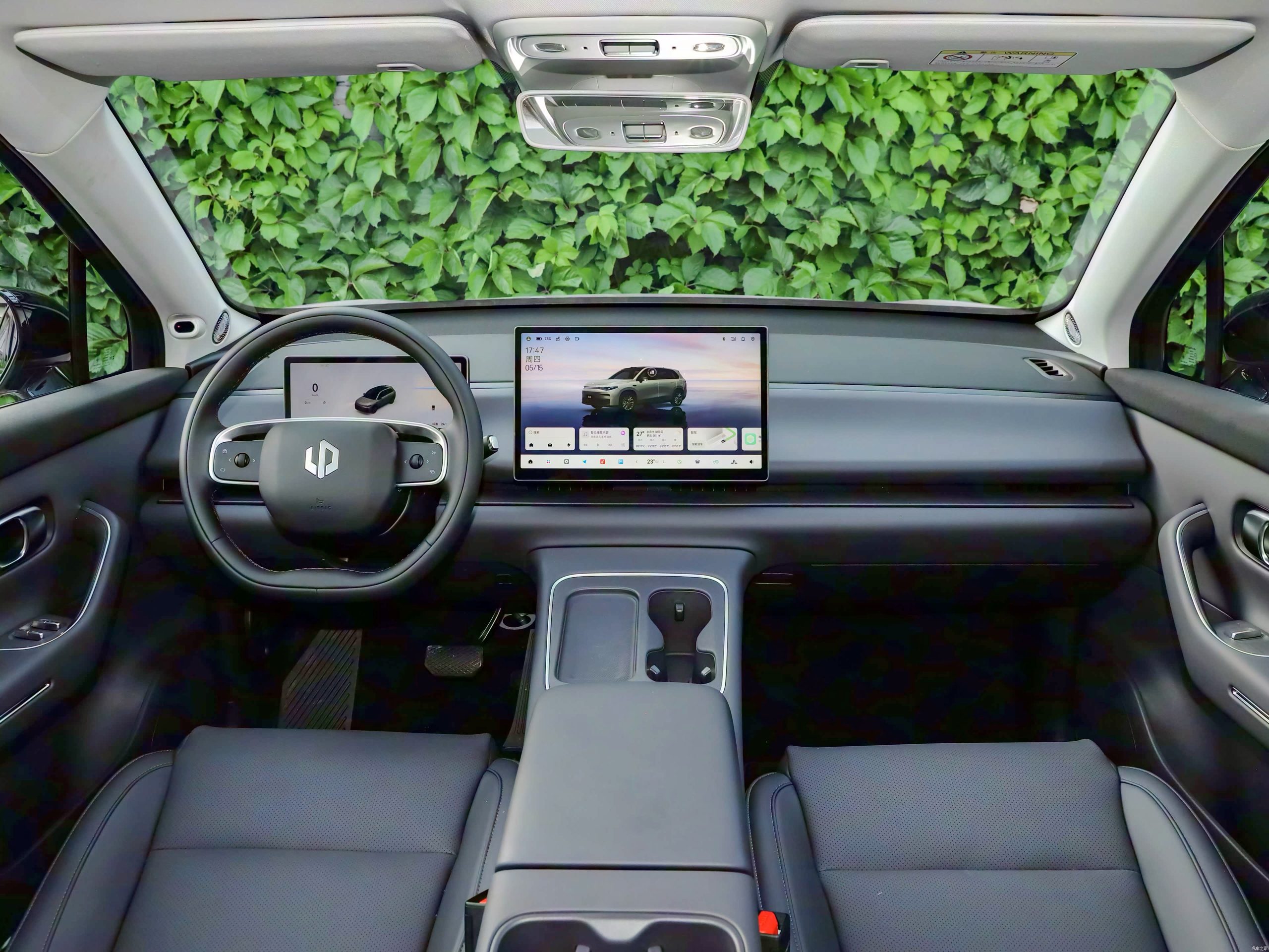 
								Leapmotor C10 EV 605km Laser Radar Edition full									