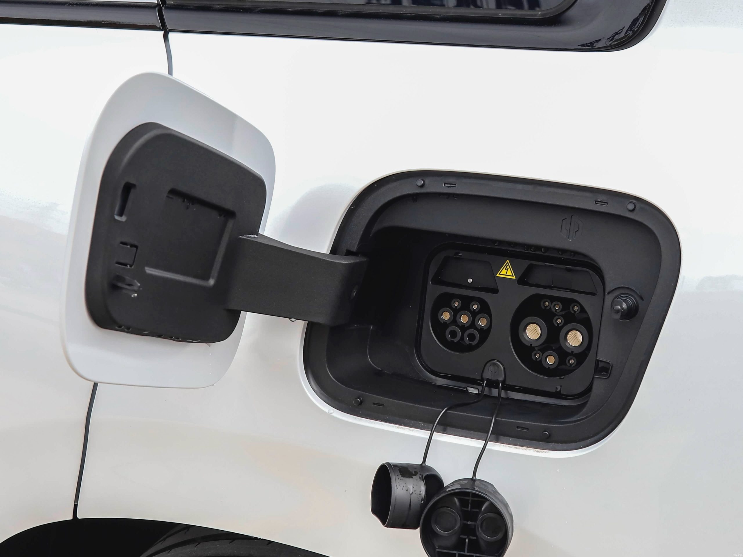 
								Leapmotor C10 EV 605km Laser Radar Edition full									