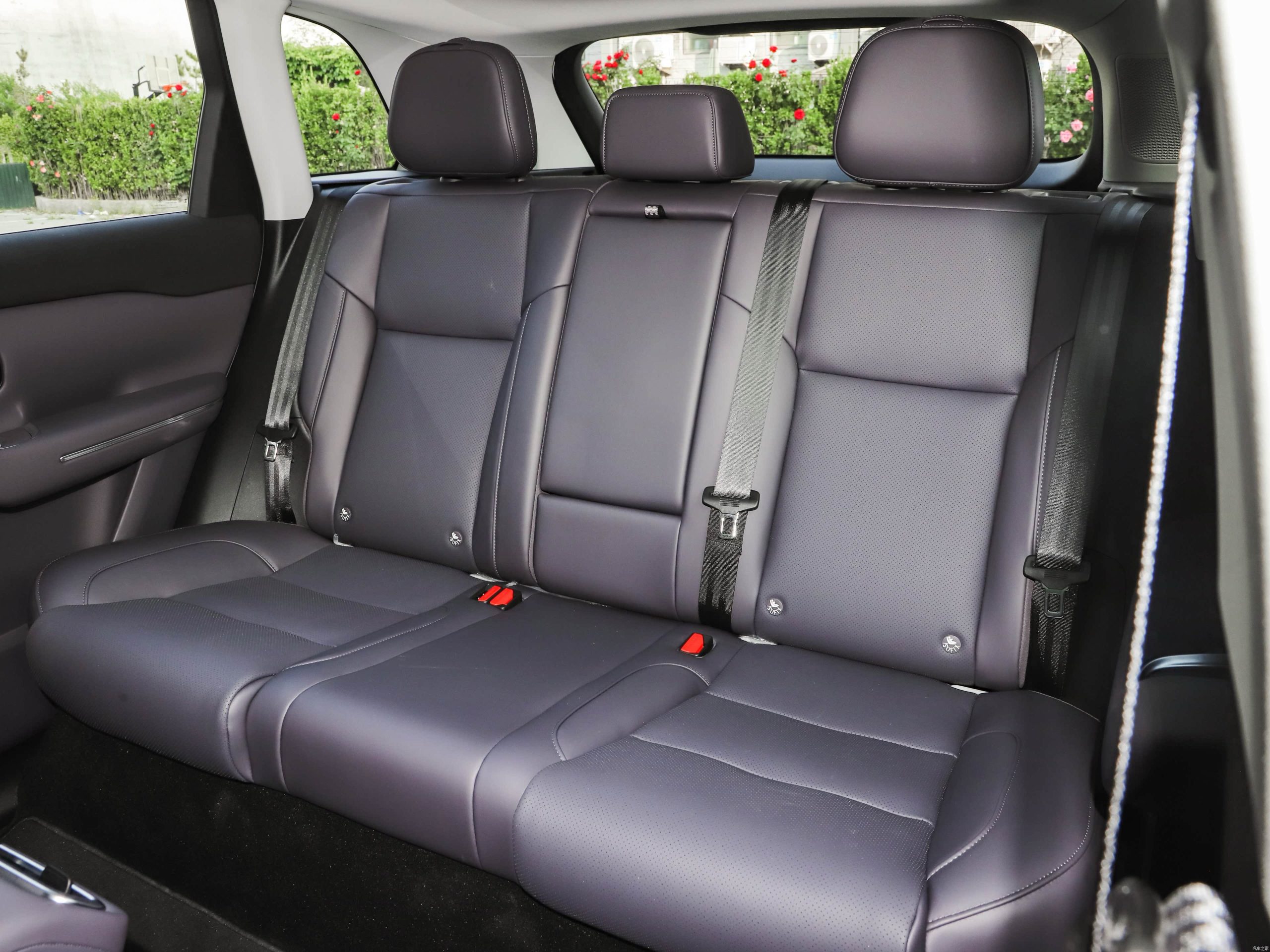 
								Leapmotor C10 EV 605km Laser Radar Edition full									