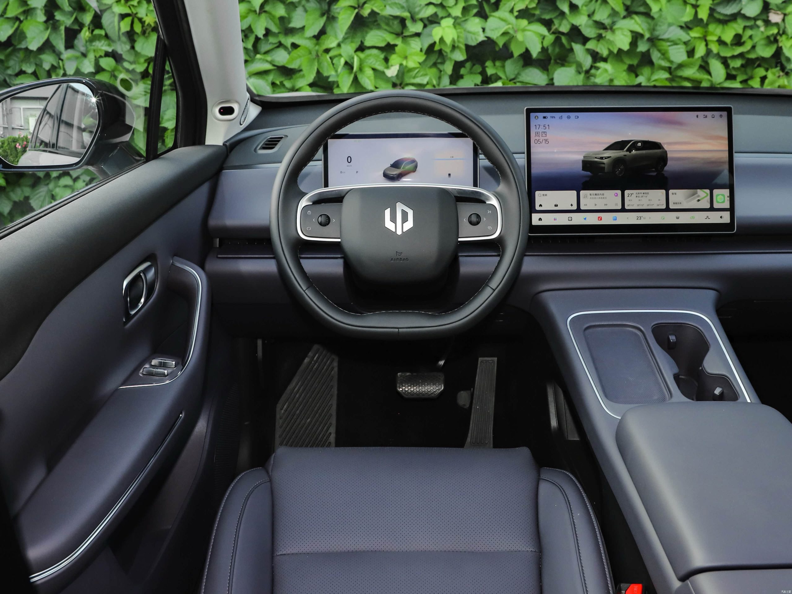 
								Leapmotor C10 EV 605km Laser Radar Edition full									