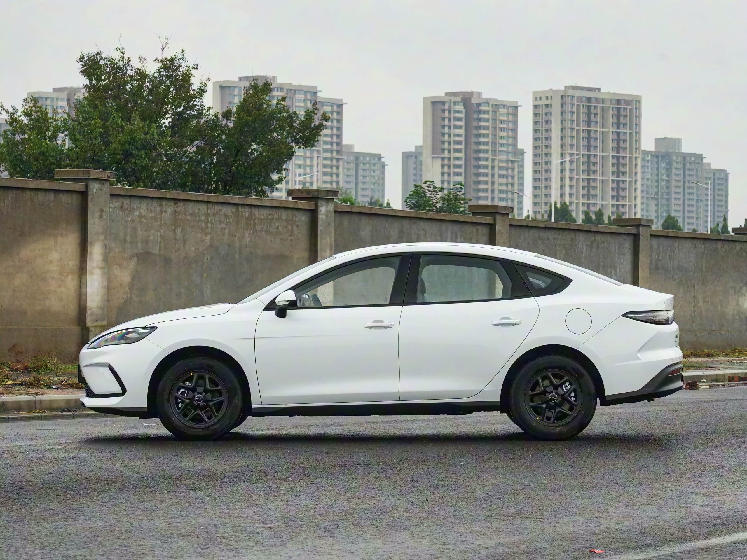 
								2026 BYD Seal 05 DM-i 128KM Luxury Trim, PHEV full									