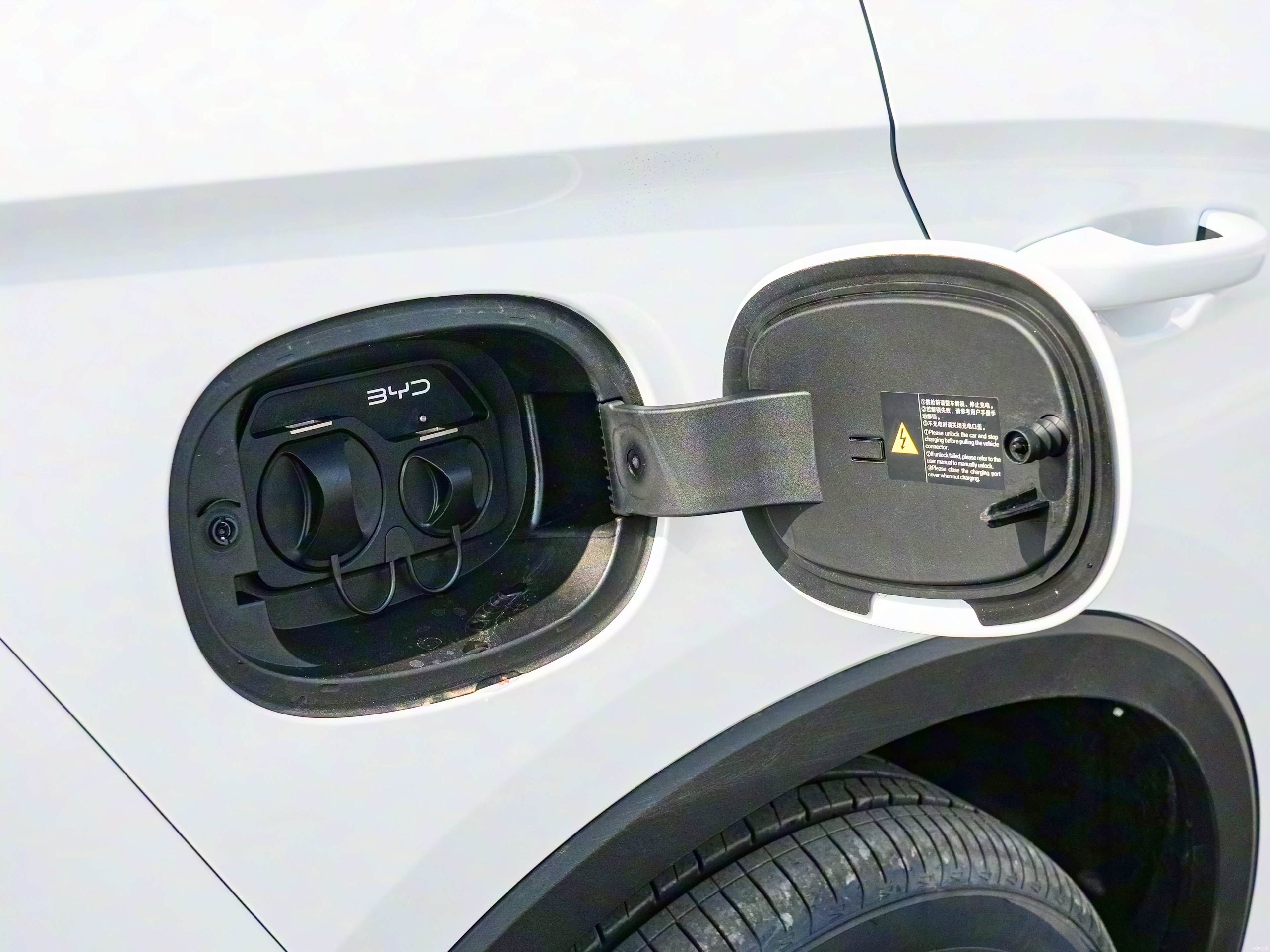 
								BYD Song Pro DM-i – 75KM Leading Edition Second-Generation Intelligent Driving full									