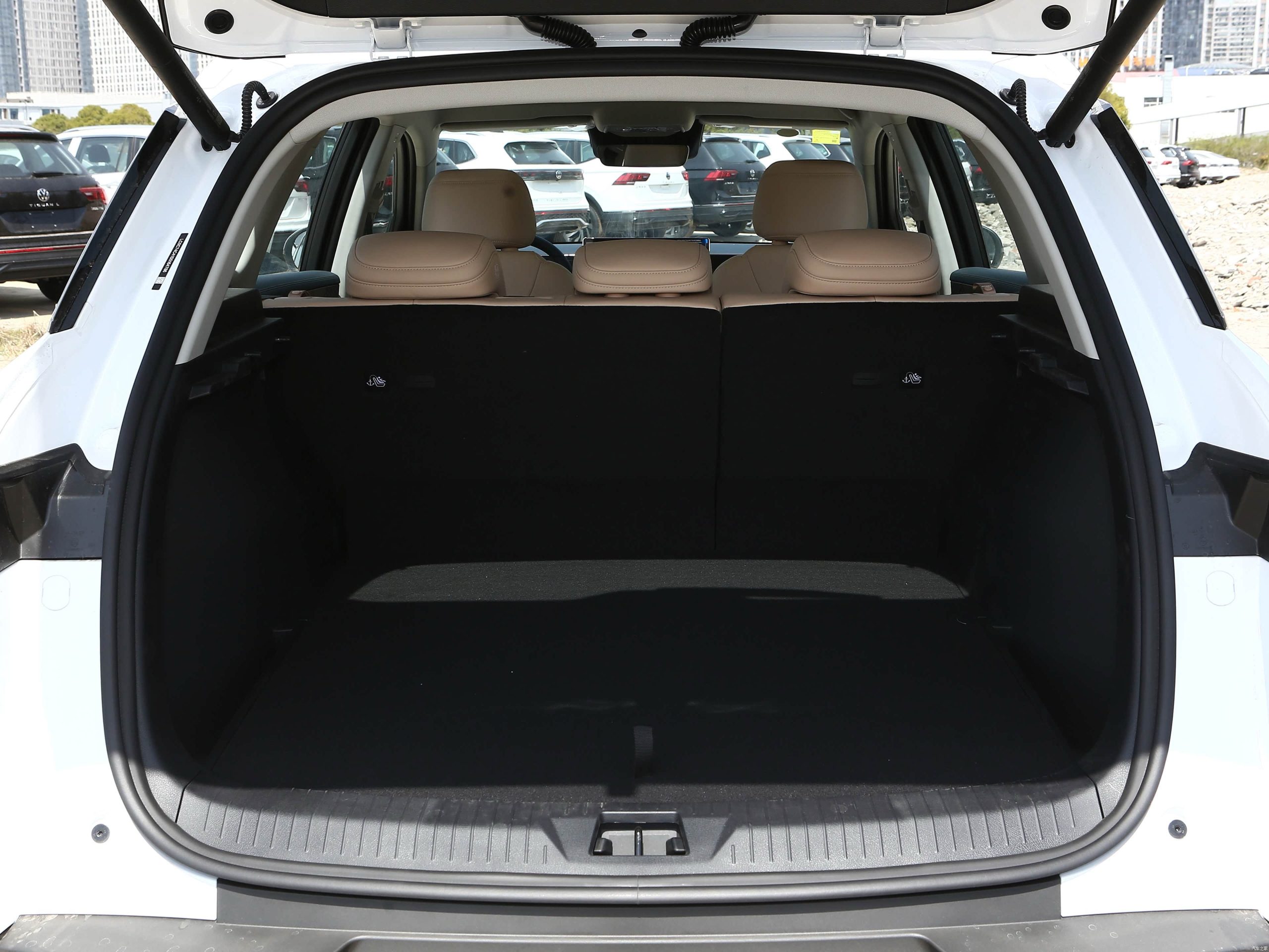 
								BYD Song Pro DM-i – 75KM Leading Edition Second-Generation Intelligent Driving full									