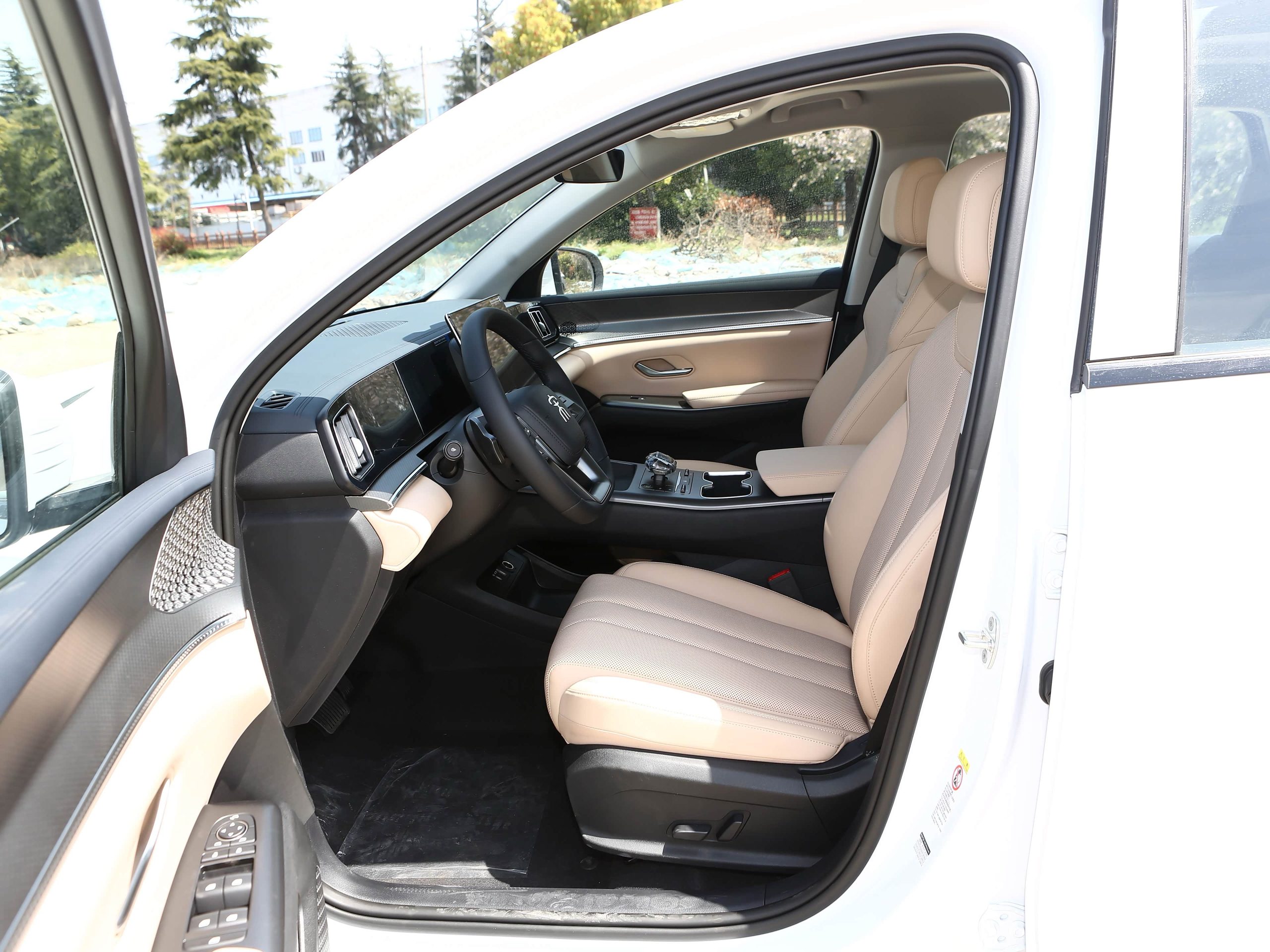 
								BYD Song Pro DM-i – 75KM Leading Edition Second-Generation Intelligent Driving full									