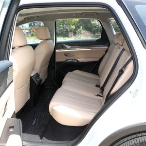 Car view 16